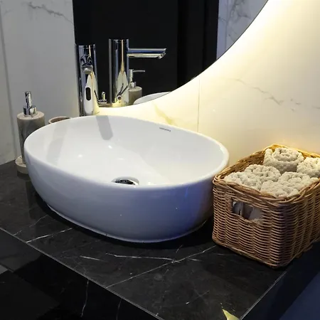Luxury Loft I Pool, Whirlpool & Sauna I Close To Munich Apartment Petershausen