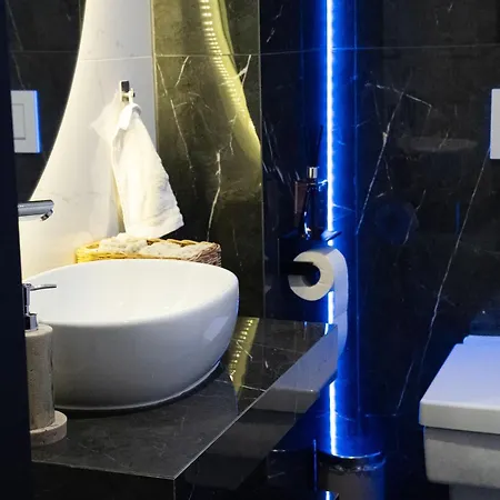 Apartment Luxury Loft I Pool, Whirlpool & Sauna I Close To Munich *