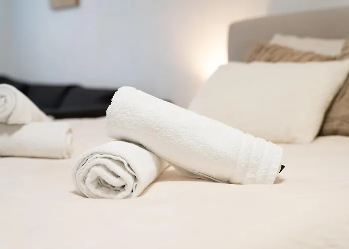Luxury Loft I Pool, Whirlpool & Sauna I Close To Munich Lejlighed